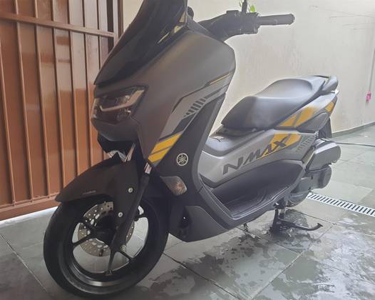 YAMAHA NMAX CONNECTED 160 SE ABS 
